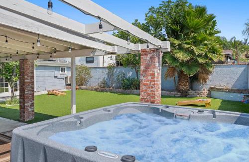 La Mesa House | Friends are Forever by Cardo - Big House & Yard