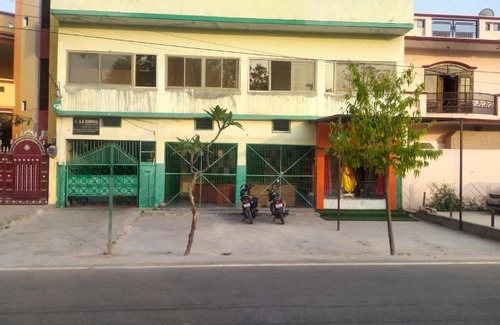 Lucknow House | Friends pg