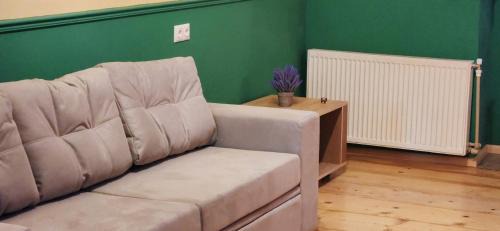 Sololaki Apartment | Friends - Your Cosy Apartment in the Center