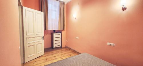 Sololaki Apartment | Friends - Your Cosy Apartment in the Center