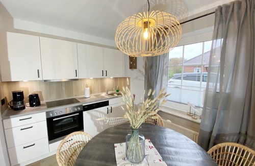 Neßmersiel Apartment | Friesenbude Neßmersiel Renov. EG Wohnung mit Garten & Terrasse Inkl. Bettwäsche