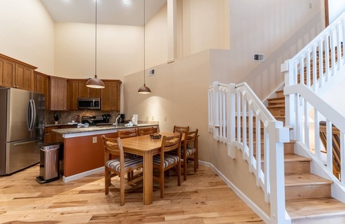 Frisco Condo | Frisco Condo w/Private Balcony & Minutes to World-Class Skiing!
