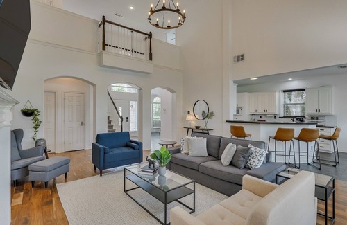 Frisco Villa | Frisco Home W/Pool, Lake View