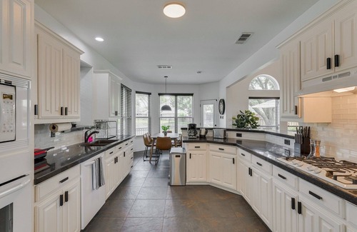 Frisco Villa | Frisco Home W/Pool, Lake View
