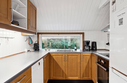 Udsholt House | "Frithlef" - 1.3km from the sea by Interhome