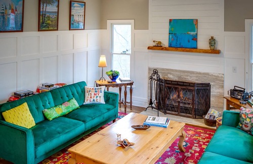 Harbor Springs House | Frog Hollow is a pet-friendly family farmhouse on 5 acres with a private yard.