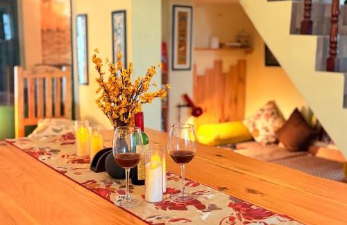 Dharamshala Villa | Frogs BNB Aviator's Bungalow