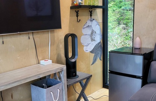 Stillwater Cottage | Frolander Bay Resort - Tiny Cottages
