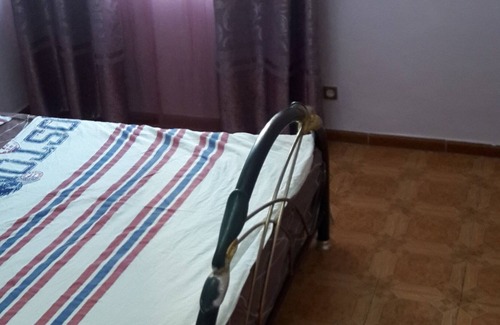 Hai Omaria Apartment | From France, Large F3 ADSL in the heart of Oran city center, 200 m from the sea front