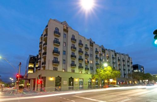 Adelaide Central Business District Apartment | Frome Apartments