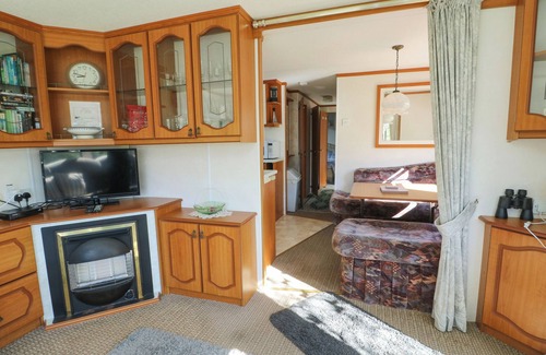 Cylch-Y-Garn Cottage | Fron Dderw Caravan