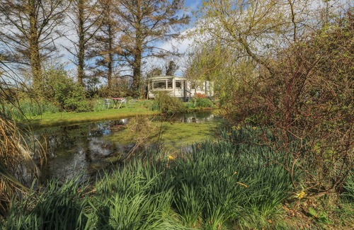 Cylch-Y-Garn Cottage | Fron Dderw Caravan