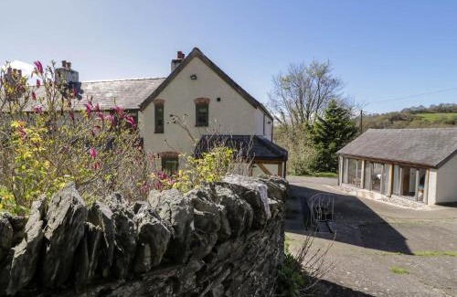 Abergele House | Fron Goch Farm