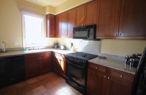 La Quinta Condo | Front Corner 3BR Villa. Mtn. Views Across from Main Pool @ Legacy! #110466