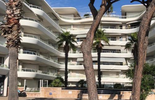 Frejus Plage Apartment | FRONT DE MER, Résidence de Standing avec garage