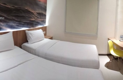 Ngemplak Hotel | Front One Hotel Airport Solo