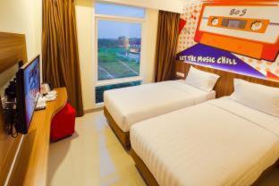 Purwodadi Hotel | Front One Hotel Purwodadi