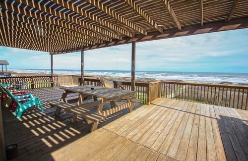 Freeport House | Front Row Beach Front