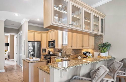 Rosemary Beach House | Front Row in Seacrest Beach! HOT TUB + EXTRA LARGE ROOMS! 2 night minimum stay!