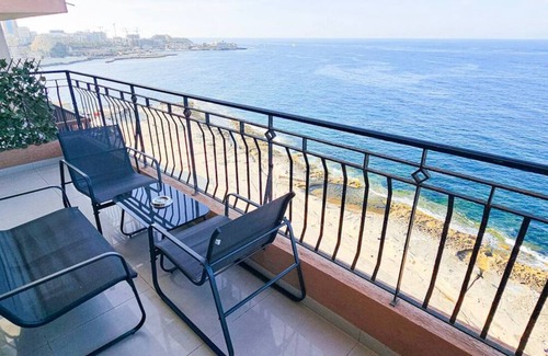 Tower Road Apartment | Front Sea View Spacious 3-Bedroom Apartment Sliema