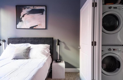 Near Southside Apartment | FRONTDESK 1 BR Apt near St Louis Union Station