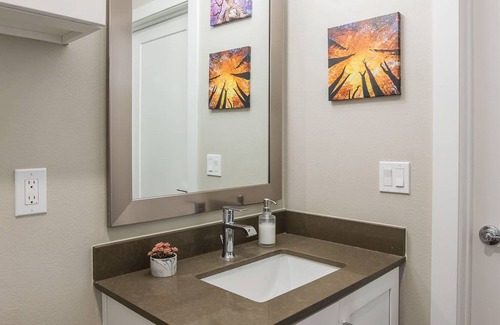 Security Acres Apartment | FRONTDESK Old Town Apts Scottsdale