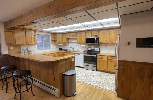 Fairbanks Apartment | Frontier Lux 2 Bedroom