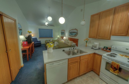 Mendenhall Valley Hotel | Frontier Suites Hotel in Juneau