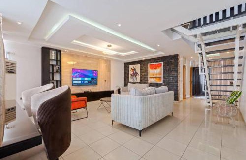 Ofin Apartment | Frontline