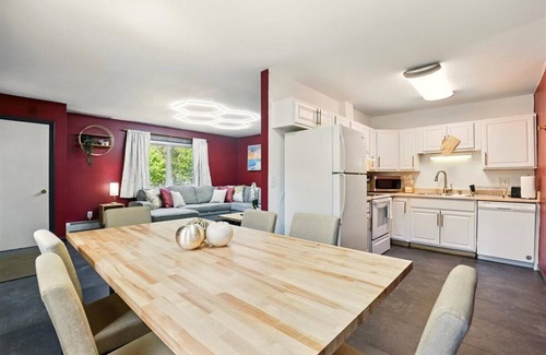 University Area House | Frost & Found - Classic Stay 3-bedroom 1-bath townhouse near Hospitals and UAA.