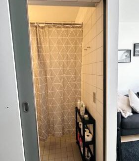 Hvidovre Municipality Apartment | Frozen