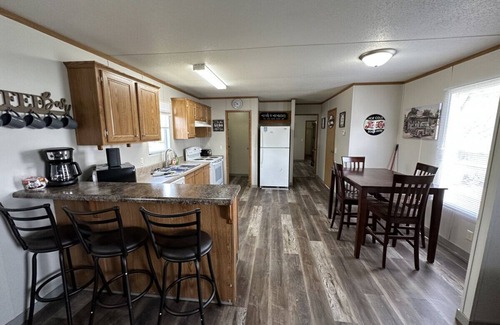 Annapolis Cabin | FS Rental #1 - 5mins to Black River