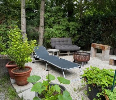 Im Geiger Other | Fußball-Hochburg! Gartenparadies für Campen/Zelten