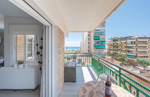 Fuengirola Apartment | Fuengirola, Costa del Sol, 25m de la Playa Boga Boga