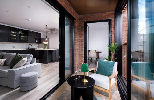 Fulham Broadway Apartment | Fulham Luxury high-spec Apartment with large balcony, Central London Location, Near Fulham and Chelsea Stadiums