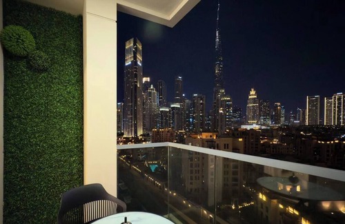 Downtown Dubai Apartment | Full Burj Khalifa View From All Rooms With Balcony - Near Dubai Mall In Downtown