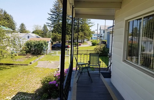 Frostburg House | Full Home in quiet Historic District