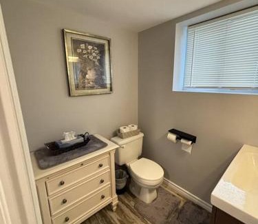 Woodslee House | Full House - 5 Bed, 2 Bath - East