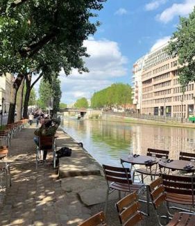 10th Arrondissement Apartment | Full house Canal Saint-Martin
