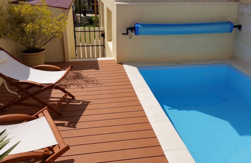Saintes House | FULL HOUSE IN THE CITY CENTER WITH POOL AND GARAGE CLASSIFIED 4 STARS