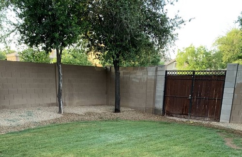 Sundance Ranch House | Full house located 12 minutes away from Stadium Westgate district Entertainment!