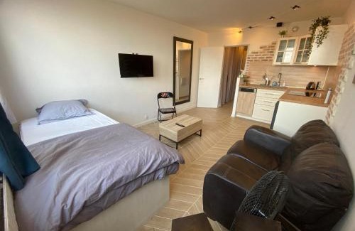 Triangle de Choisy Apartment | Full Loft in PARIS - 2 single beds for 2 - Chinatown