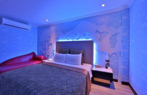 Shulin Hotel | Full Moon Motel