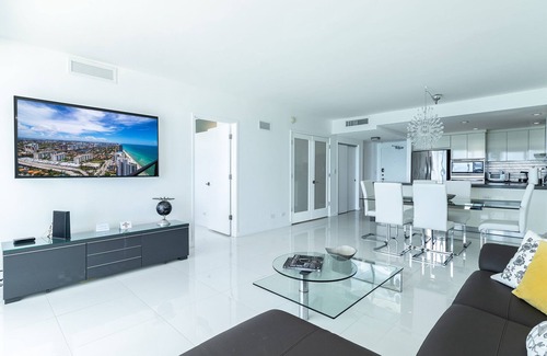 Seybold Apartment | FULL OCEAN FRONT UNIT ON THE OCEAN