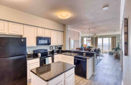 Gulfport Condo | Full Ocean View - Gulfport Getaway, 2 Bed/2 Bath
