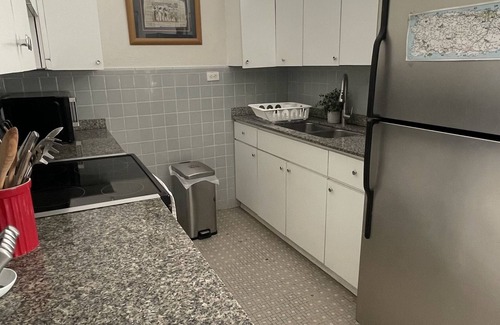 Miramar Condo | FULL Power, Wifi, Water, Art Gallery 3BR/2BA Apt-Miramar