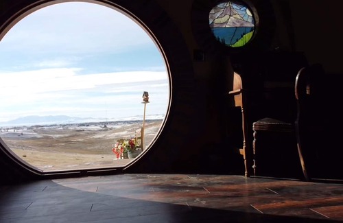 Preston House | Full-sized Hobbit House. Fantasy setting with modern comforts