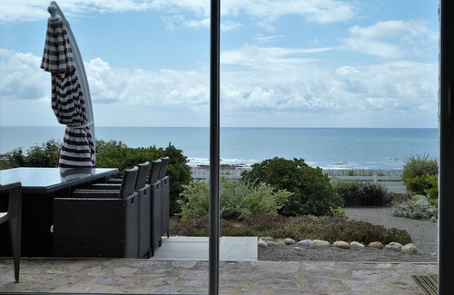 Chateau-d'Olonne Apartment | FULL SOUTH APARTMENT - FULL FOOT - SUPERB SEA VIEW - WILD SIDE