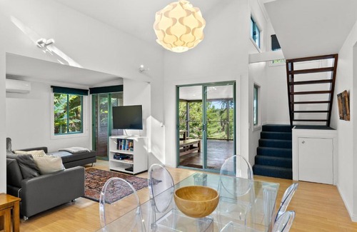 Bangalow House | Fuller Holidays - Leah's Retreat - Relax in nature