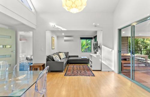 Bangalow House | Fuller Holidays - Leah's Retreat - Relax in nature